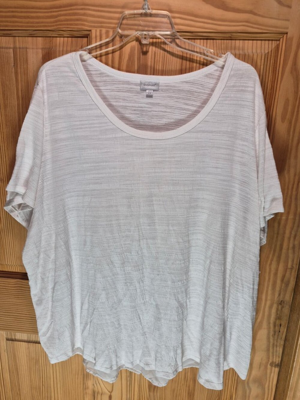 Avenue 26/28 White Short Sleeve Top with Eyelet Back